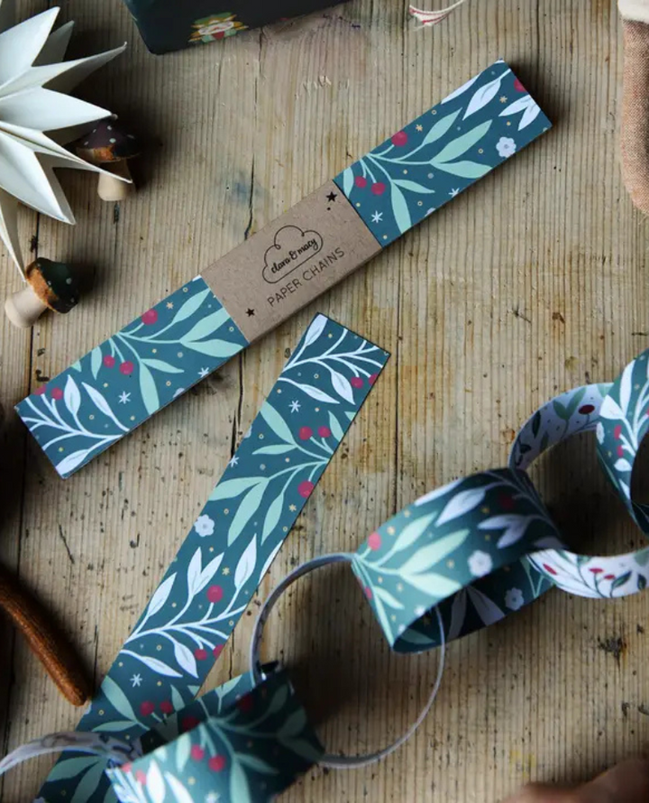 Clara & Macy Meredith Foliage Paper Chains