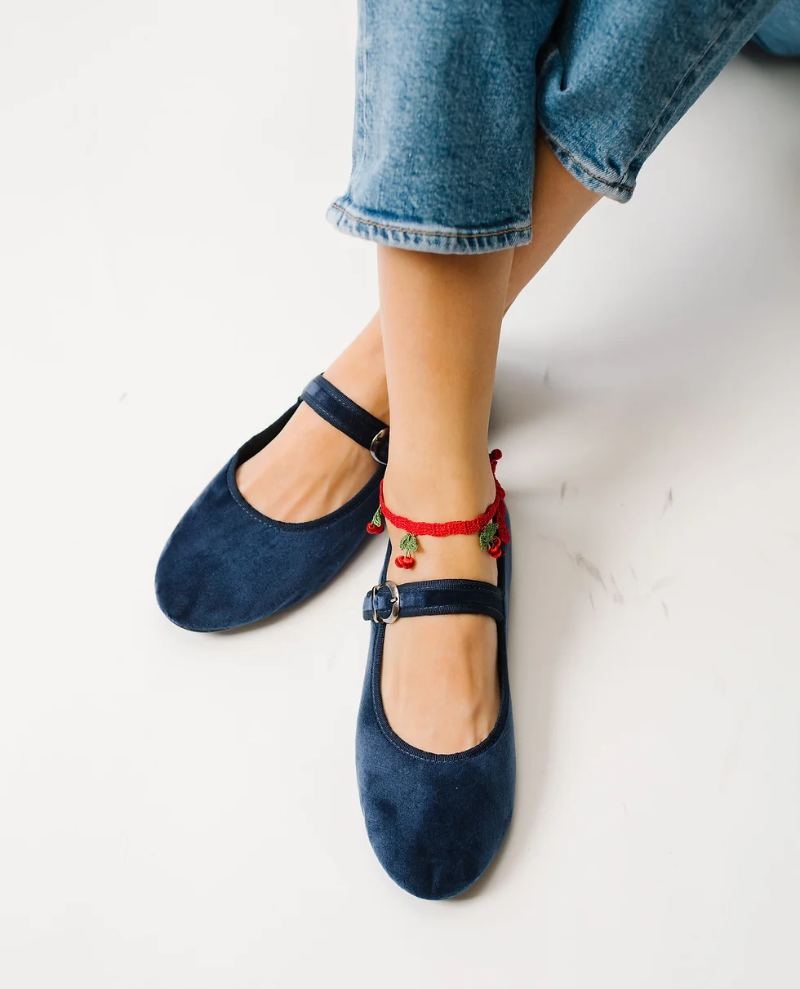 Moi London Navy Velvet Mary Jane Shoes – Biscuit Clothing Ltd