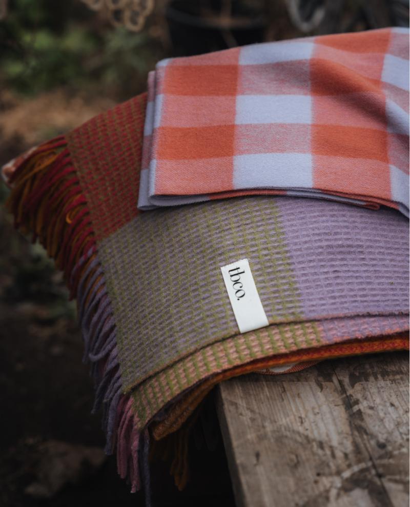 Blankets, Throws & Cushions