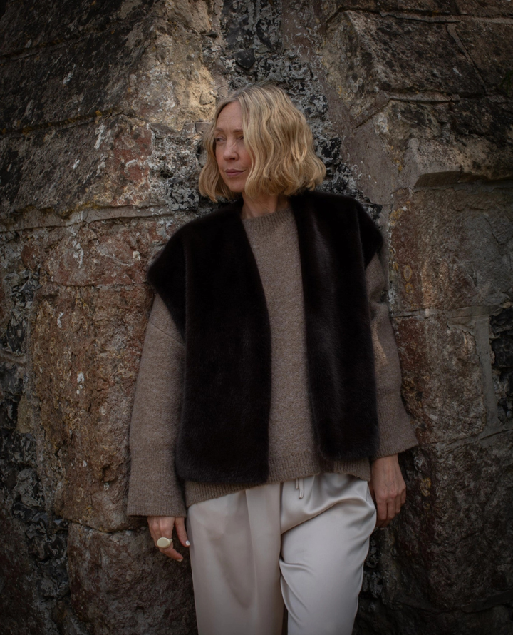 Chalk Rich Cocoa Claire Furry Gilet
