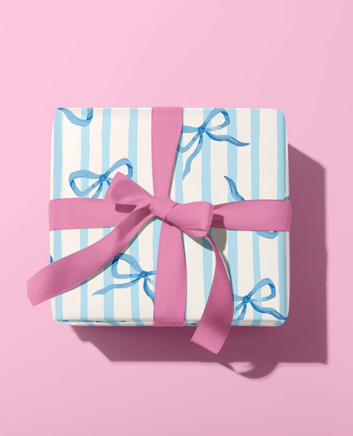 Oh So Daisy Blue Ribbon Gift Wrap
