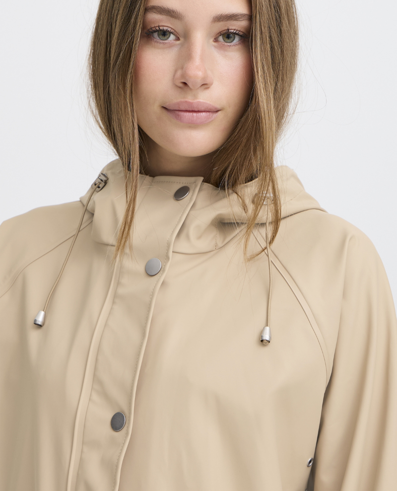 Ichi Tazi Travertine Red Zip Rain Jacket
