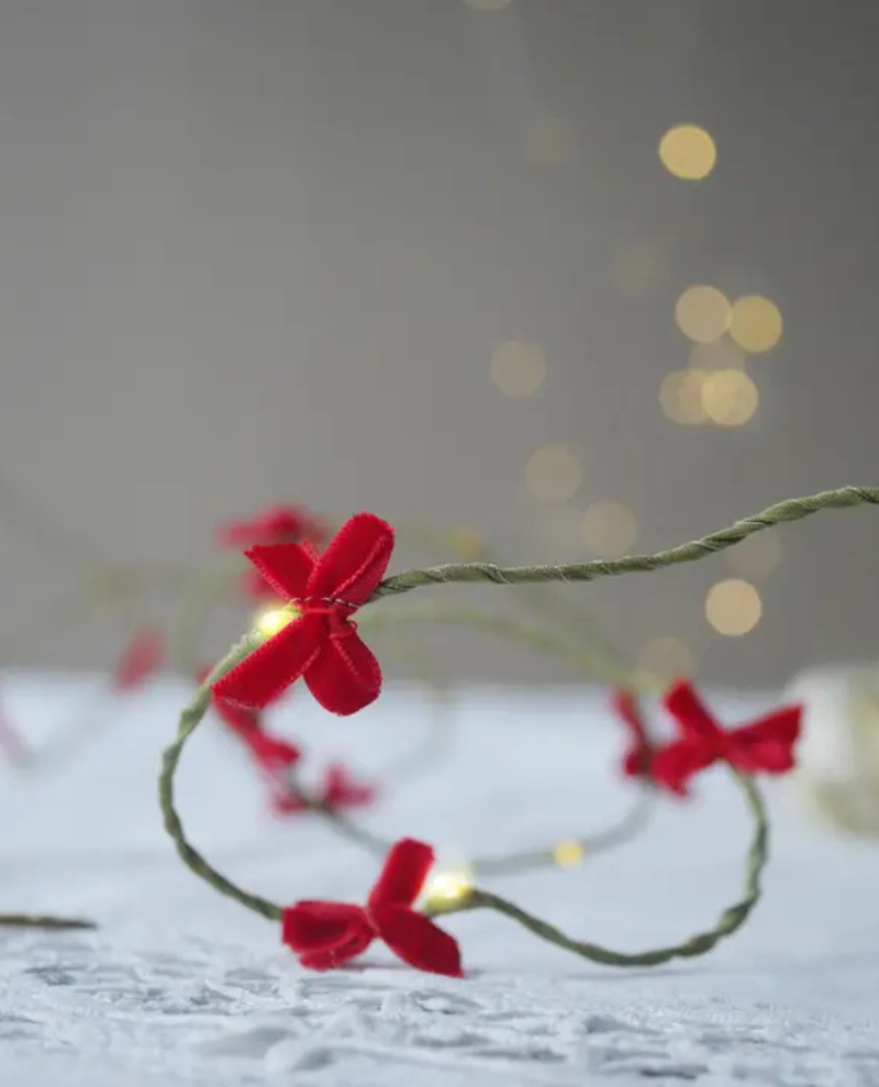 Melanie Porter Red Velvet Bow Light String