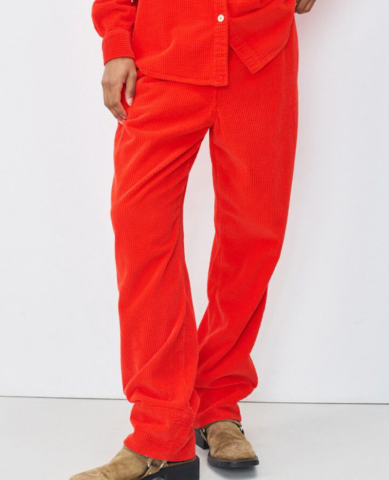 American Vintage Padow Strawberry Cord Trousers