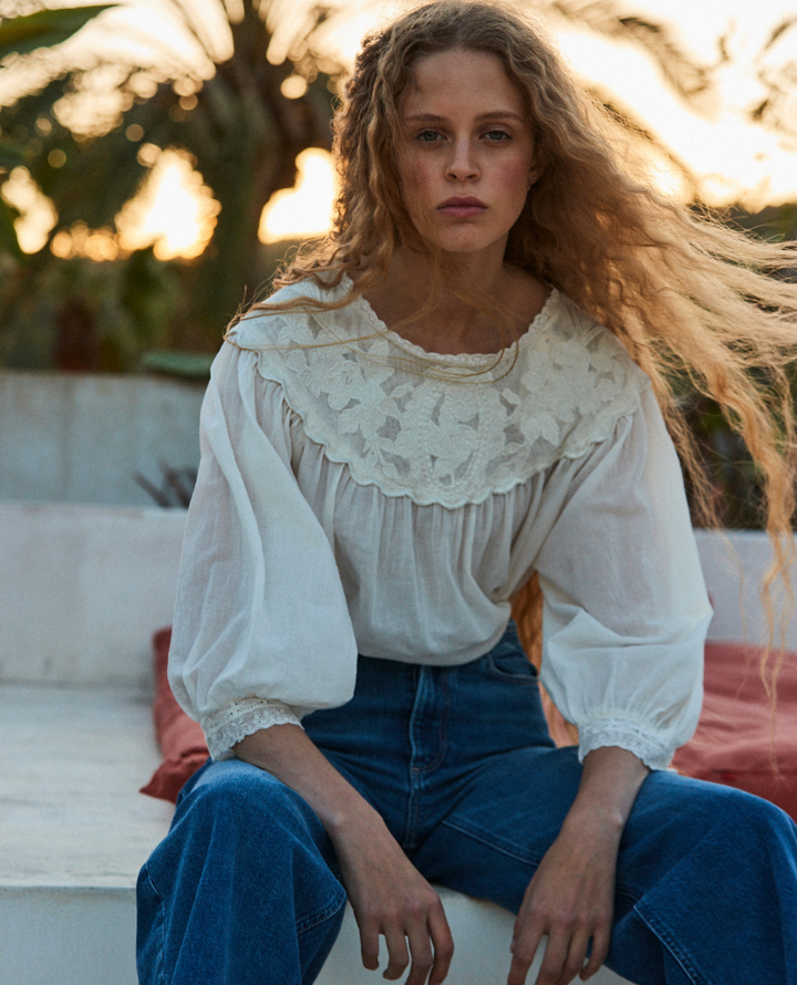 Faune Pearl Vintage White Blouse