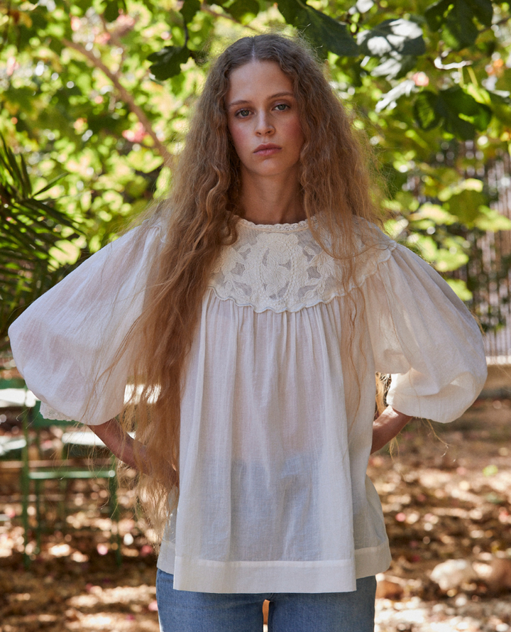 Faune Pearl Vintage White Blouse