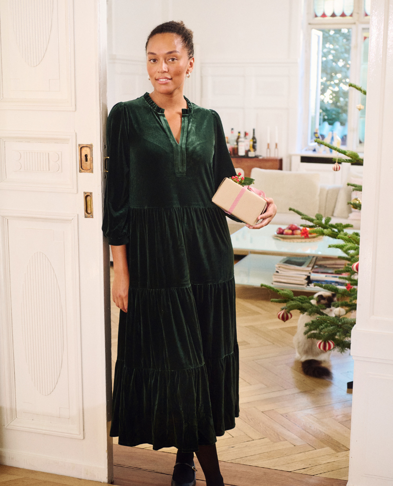 Part Two Viggasa Sycamore Green Velvet Midi Dress Biscuit Clothing Ltd