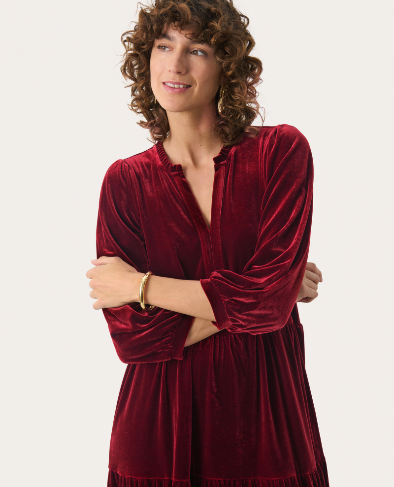 Part Two Viggasa Rhythmic Red Velvet Midi Dress