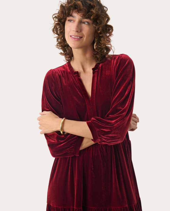 Part Two Viggasa Rhythmic Red Velvet Midi Dress