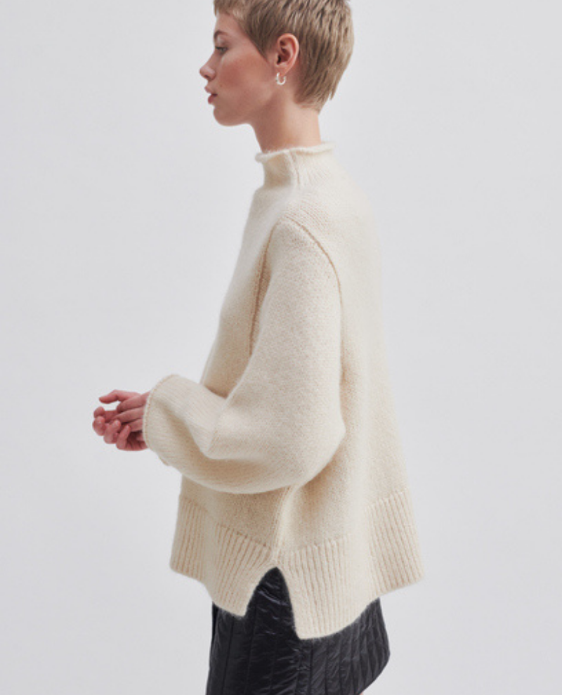Second Female Rikke Chalk Turtle Knit