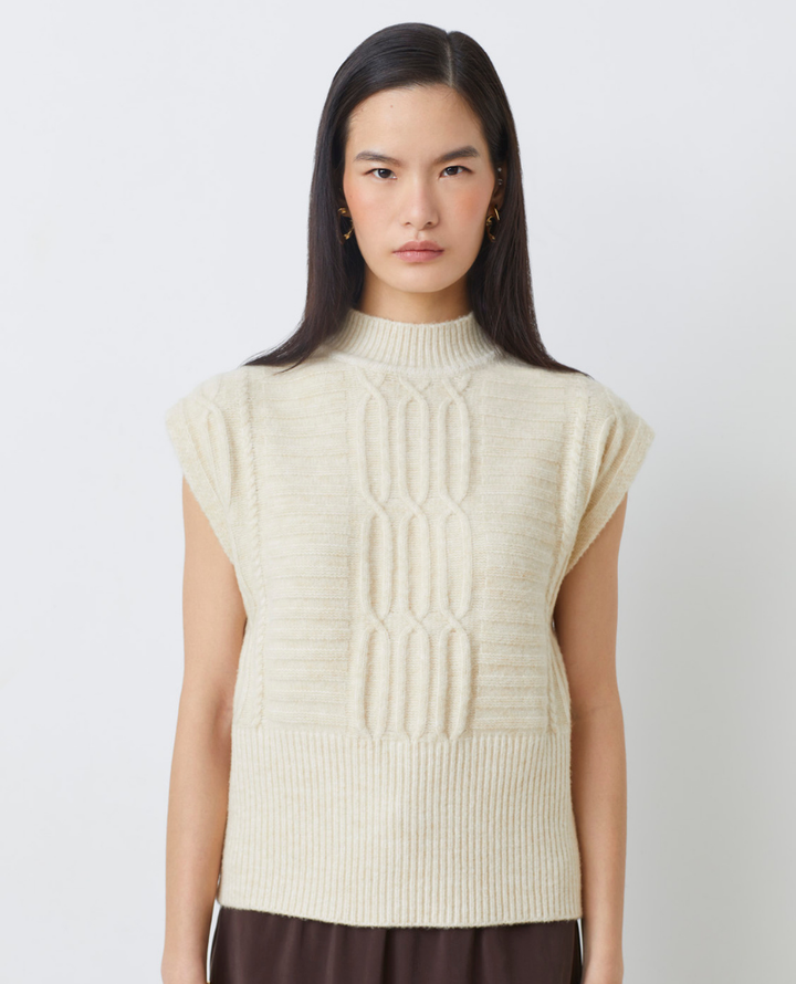 Suncoo Prusse Cream Sweater Vest Knit