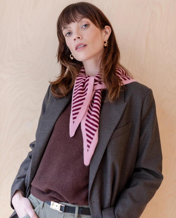 TBco. Triangle Pink Stripe Scarf