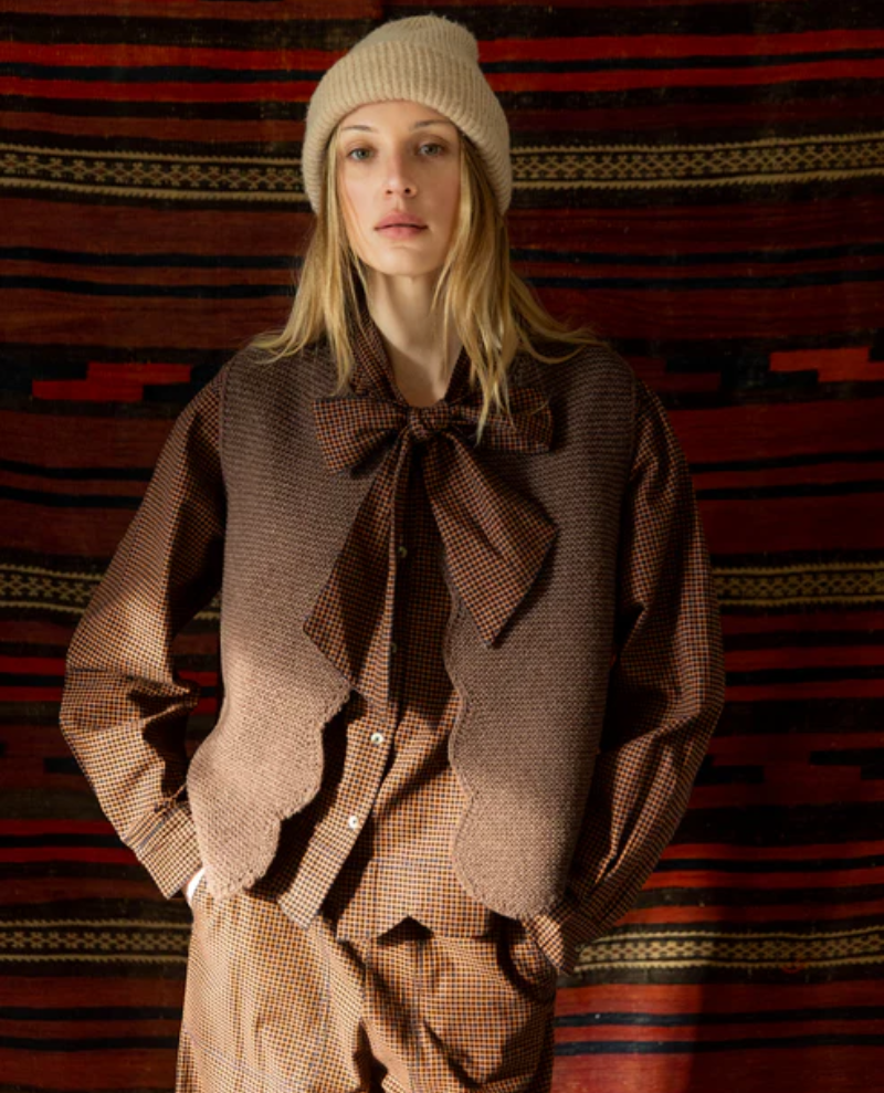 Bonte Naomi Cocoa Brown Scallop Gilet Knit