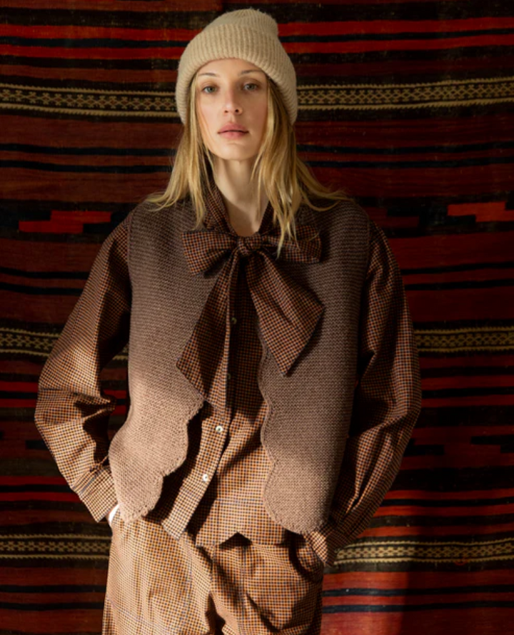 Bonte Naomi Cocoa Brown Scallop Gilet Knit