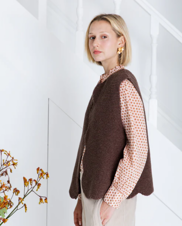 Bonte Naomi Cocoa Brown Scallop Gilet Knit