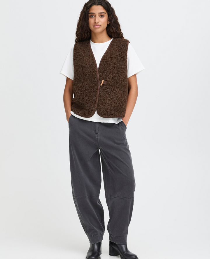 Ichi Gozima Brown Gilet
