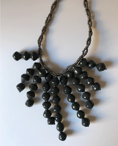 Paperchain Mama Paula Necklace