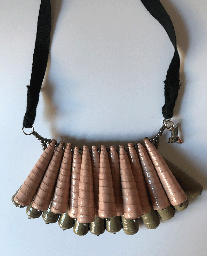 Paperchain Rebekah Necklace